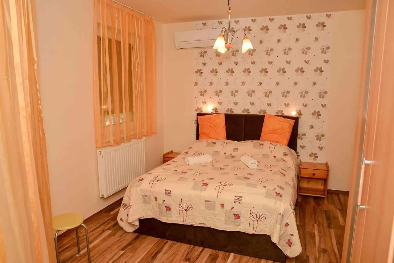 Apartman Otto Hajduszoboszlo 0*,